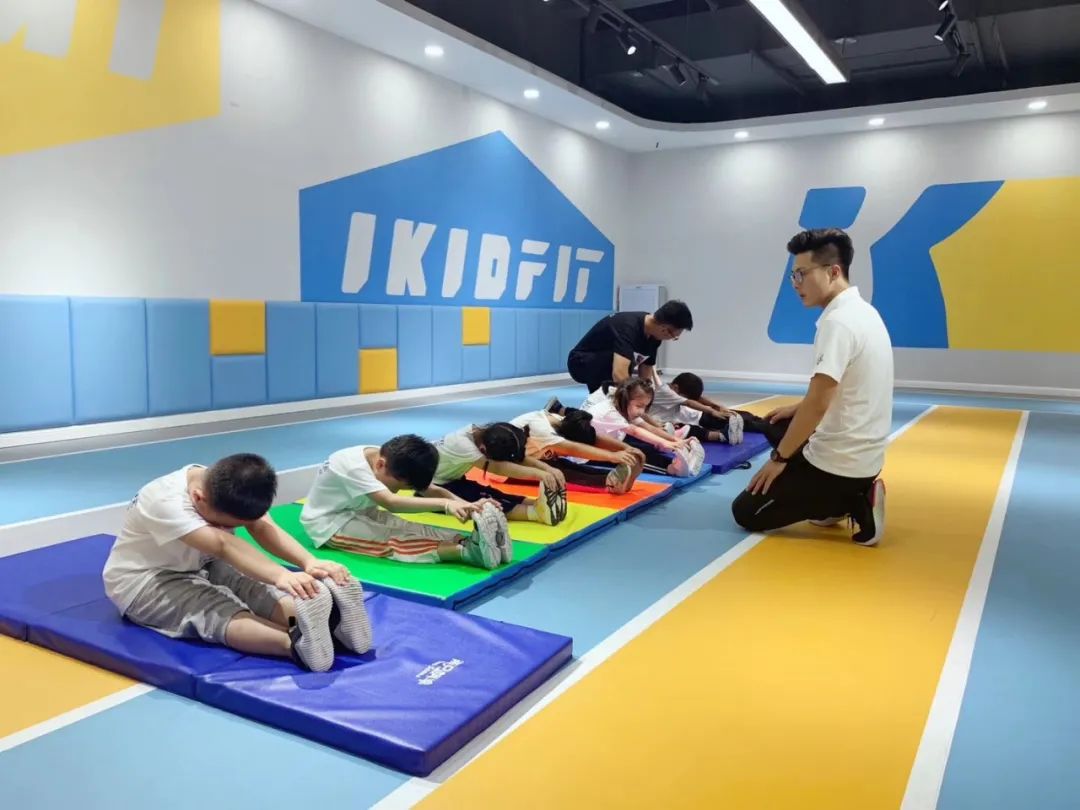 奔跑吧操场从“孩子玩”到“全家动”看这所小学如何“玩转”大体育！(图1)